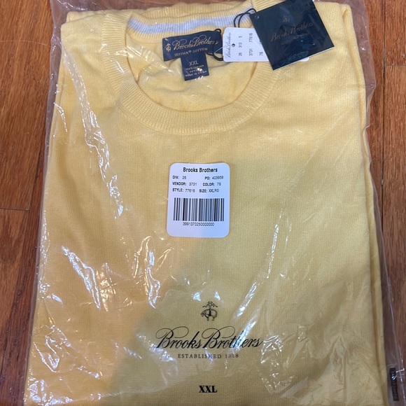 Brooks Brothers NWT Yellow Crew Neck Sweater Size XXL 100% Supima Cotton - Picture 1 of 13